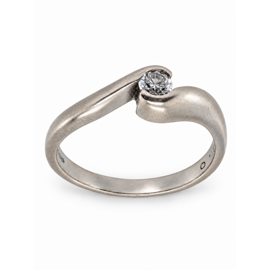 Pre Owned 18ct White Gold Diamond Solitaire Ring ZC43